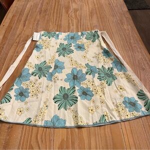 Elegant Floral A-Line Skirt in Cream and Green
